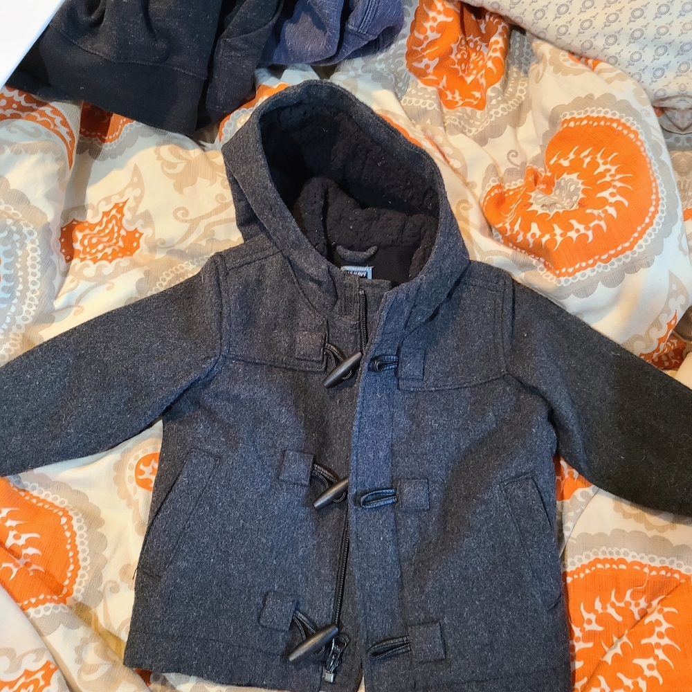 Coat - Picture 2 of 5